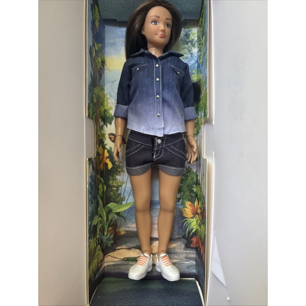 Lammily Traveler Doll 11" 1st Ed Clothes Shoes 2014 Realistic Body Articulated - Picture 3 of 4